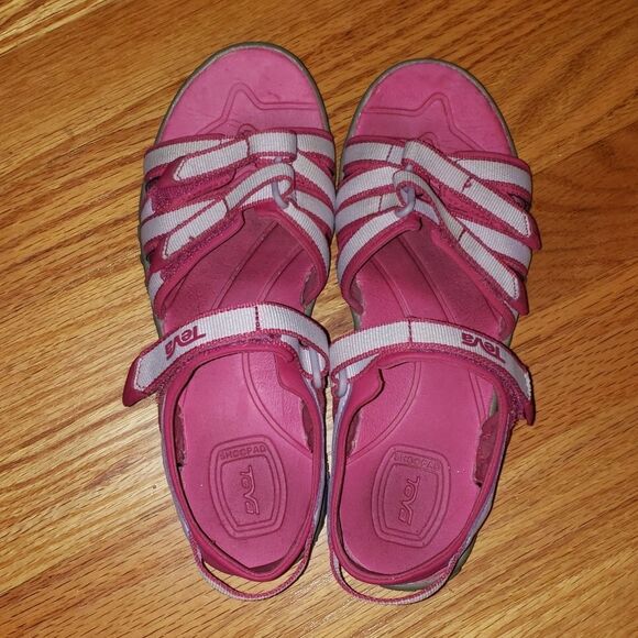 Teva Pink Slingback Sandals - Picture 5 of 7
